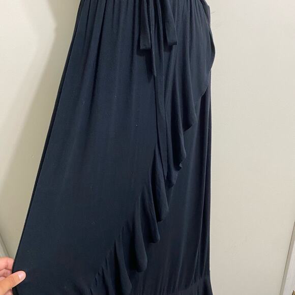 Maternity Black Dress‎ - Picture 2 of 8